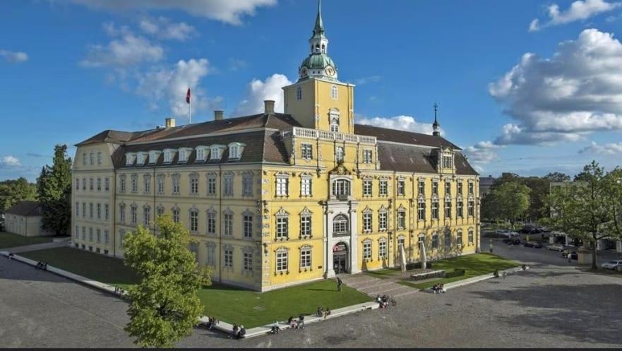 Hafenperle Ferienwohnung Am Alten Stadthafen In Oldenburg - Zentrale City Lage Esterno foto